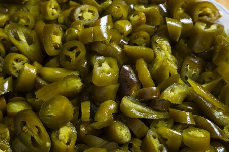 Kiseli krastavčići sa ljutom papričicom od halapenja 730Gr
